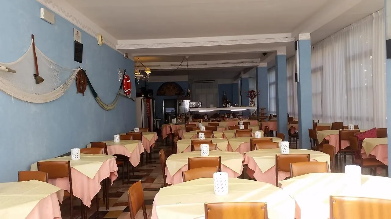 Hotel Pecci ريميني