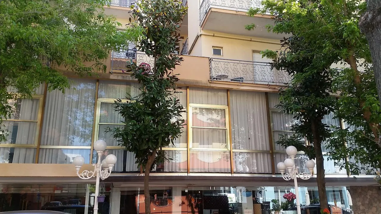 Hotel Pecci Rimini 3*,